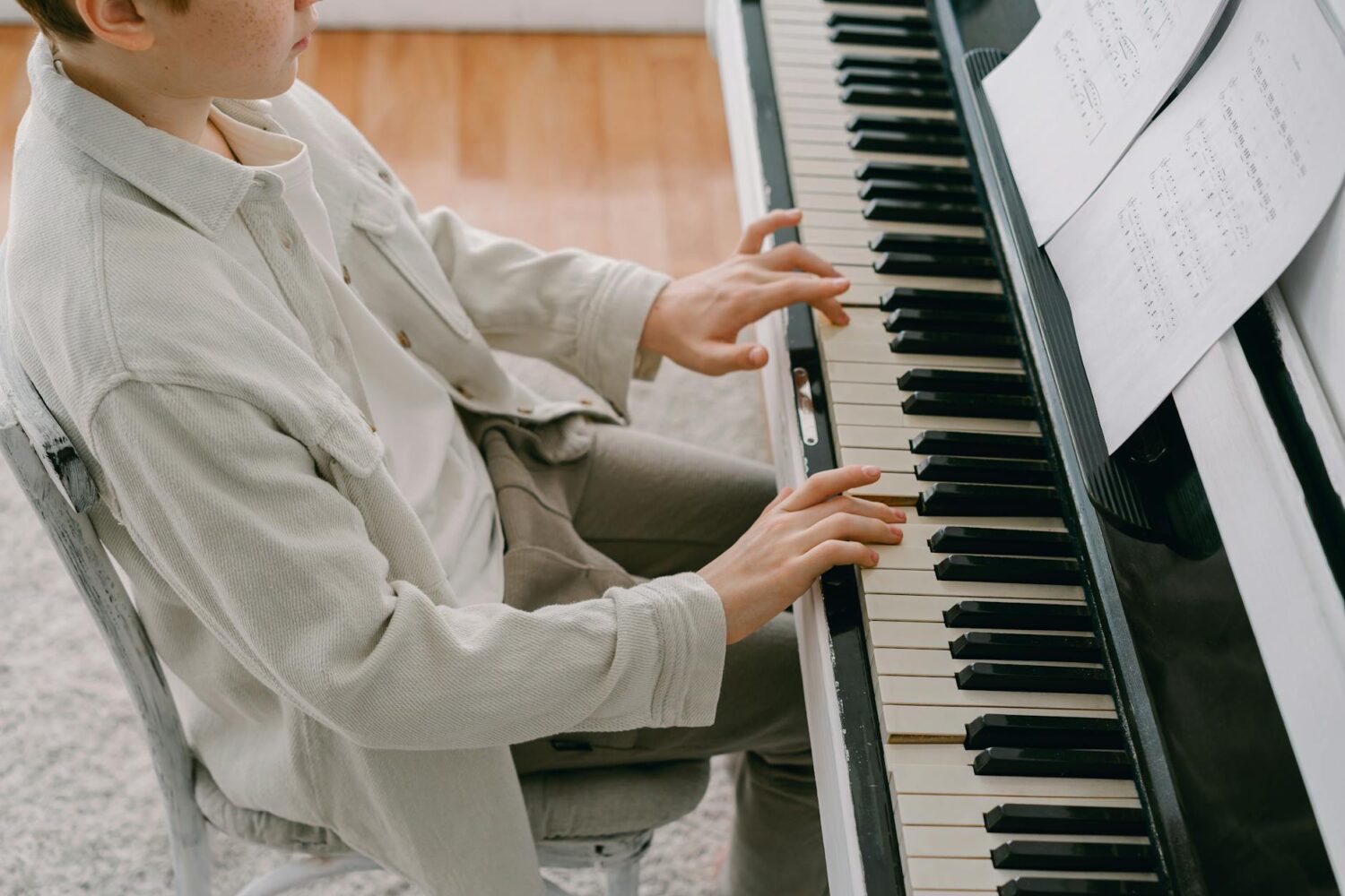Gammes piano PDF : ressources gratuites, doigtés et partitions à télécharger